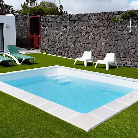 Nelida Peace Lovers Vegueta By Pvl * La Vegueta